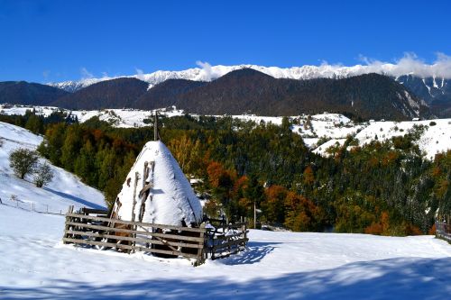 moeciu landscape mountain