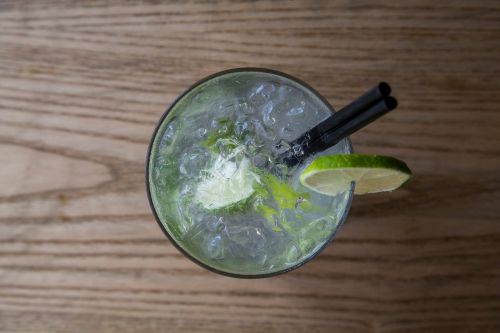 mojito cocktail drink