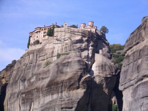 meteora monastery mountains