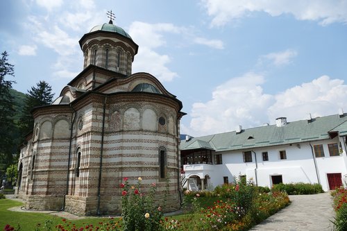 monastery  cozia  architecture