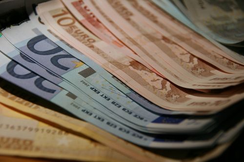 money euros finance