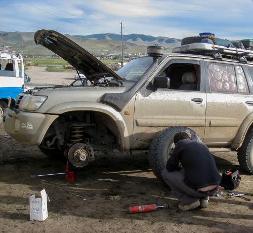 mongolia breakdown garage