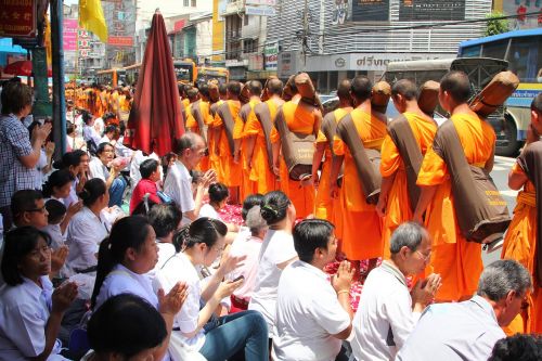 monks buddhism buddhists monks