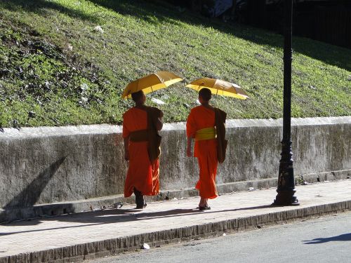 monks laos buddhism