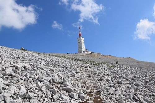 mont ventoux  provence  bike