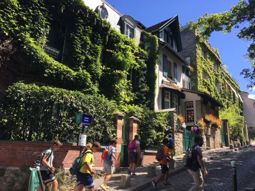 montmartre paris tourism