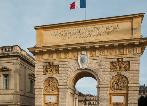 montpellier triumphal arch facade