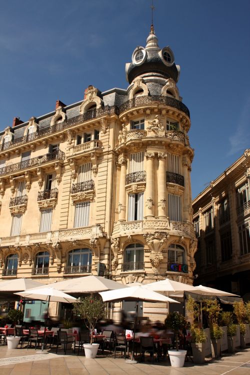 montpellier facade building