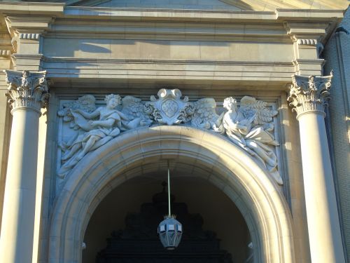 monument abutment zargoza