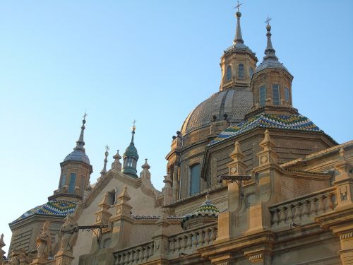 monument abutment zargoza