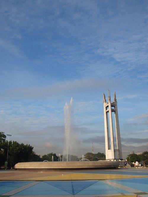 monument fountain landmark