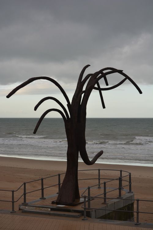 monument work of art oostende