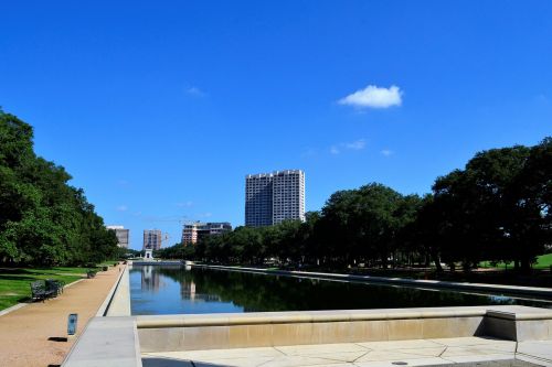 monumental pond houston texas