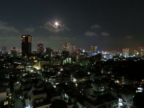 moon full moon tokyo