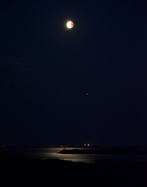 moon  sea  moonlight