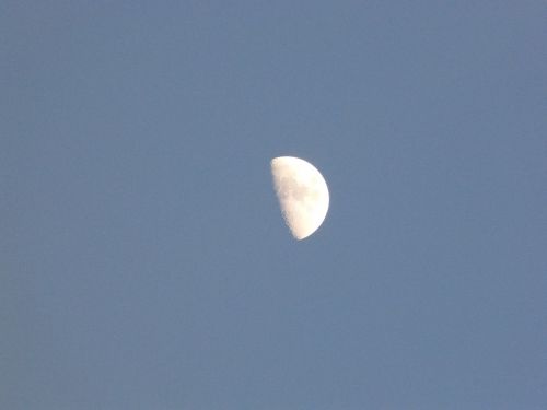 moon crescent sky