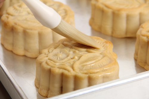 moon cake make food the flour