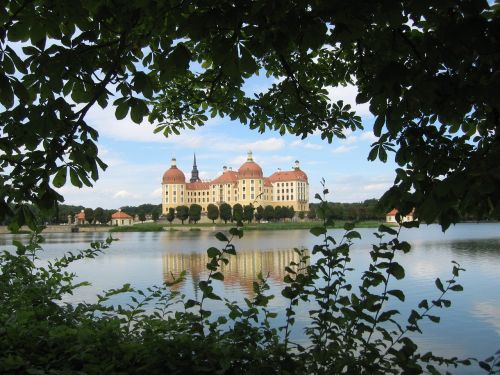 moritz castle castle lake