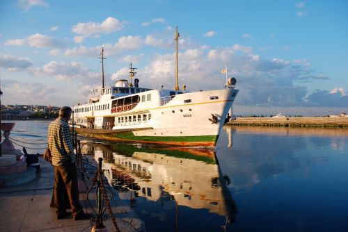morning ship haydarpaşa