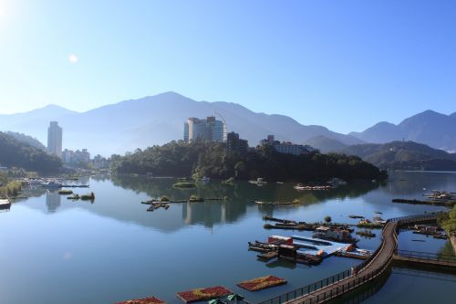 morning ri yue tan lake