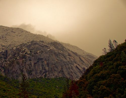 Morning Mist In The Mountains