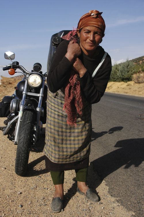 moroccan woman motorcycle