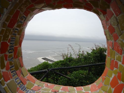 mosaic round hole