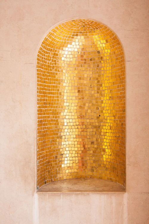 mosaic gold niche