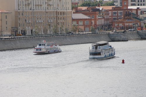 moscow  water  ship