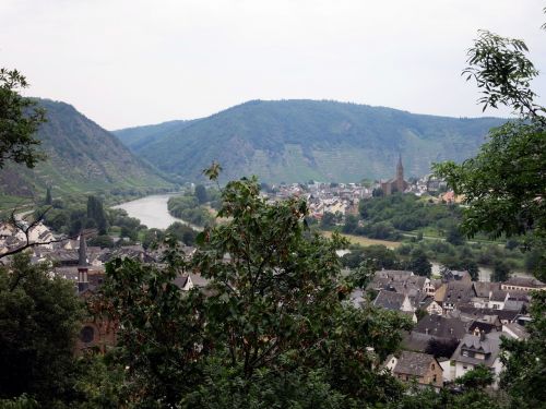 mosel outlook landscape