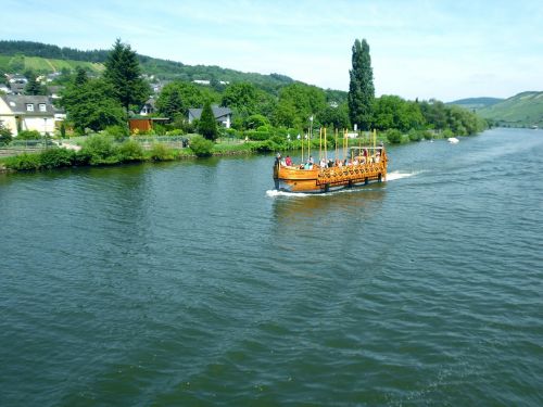 mosel viking ship northern men