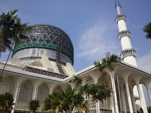 mosque blue dome