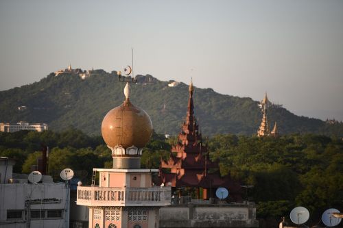 mosque pagoda monastery
