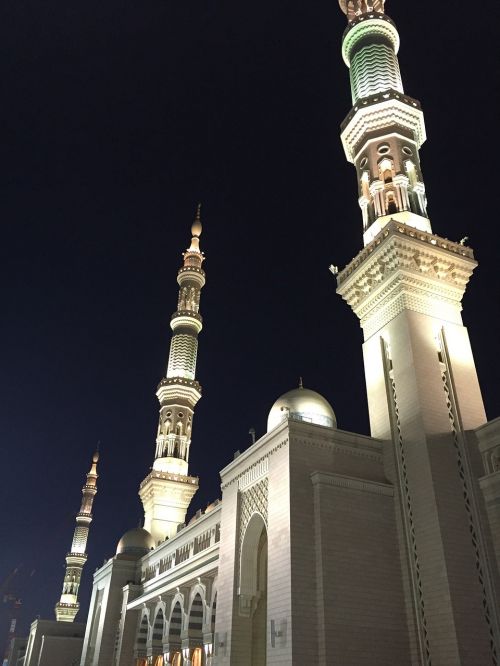 mosque holy shrine madina