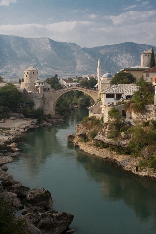 mostar bridge bosnia and herzegovina