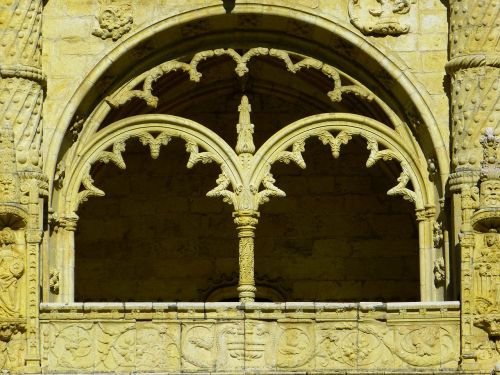 mosteiro dos jerónimos jeronimo monastery window