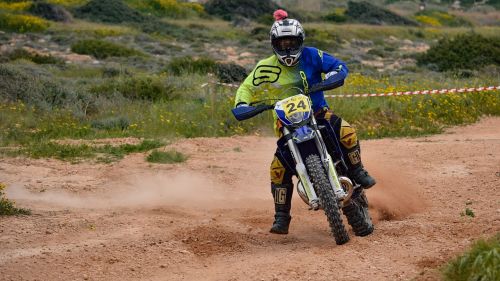 motocross soil adventure