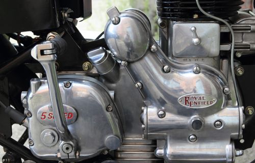 motor motorcycle engine