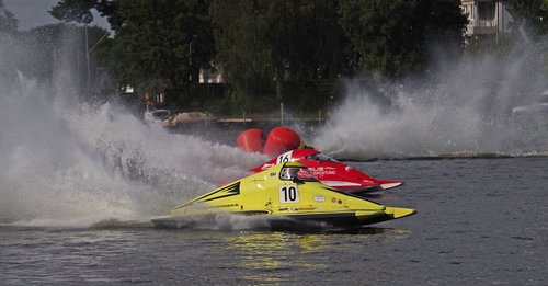 motor racing boat  water sports  racing