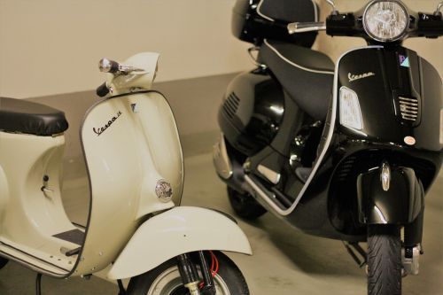 motor scooter vespa old and new