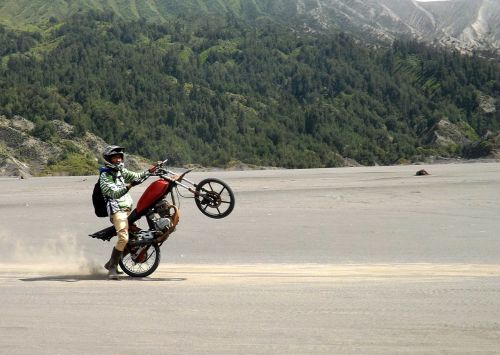 motorbike sport mountains