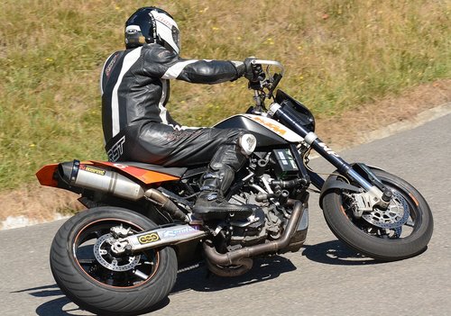 motorbike  hillclimb  speed