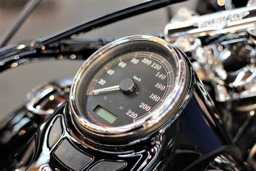 motorbike harley davidson  speedmeter  zagreb auto show 2018