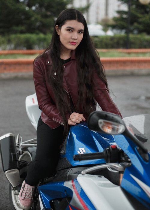 motorcycle  girl  brunette