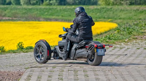 motorcyclist  motorcycle  tricycle