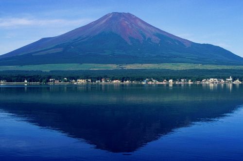 mount fuji water landscape