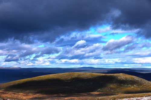 mountain cloud shadow