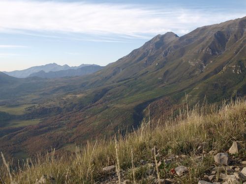 mountain landscape horizon