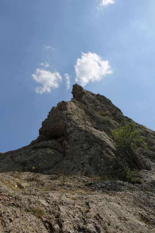 mountain cloud landscape