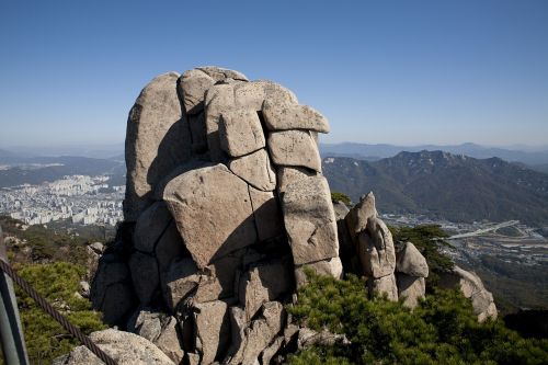 mountain the city of san bukhansan mountain